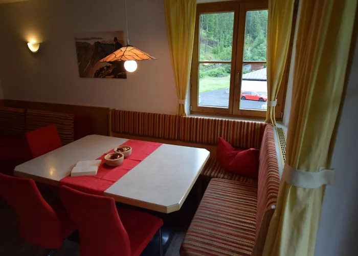 Sonnschein Apartment *